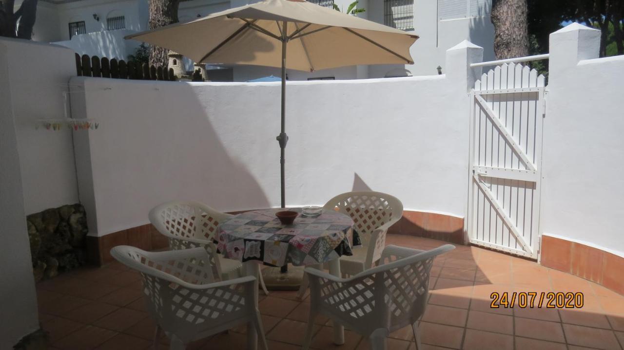 Apartamento Playa De La Barrosa - Chiclana Appartement Chiclana de la Frontera Buitenkant foto